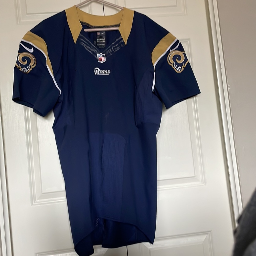 🏈NFL RAMS ON FIELD JERSEY🏈